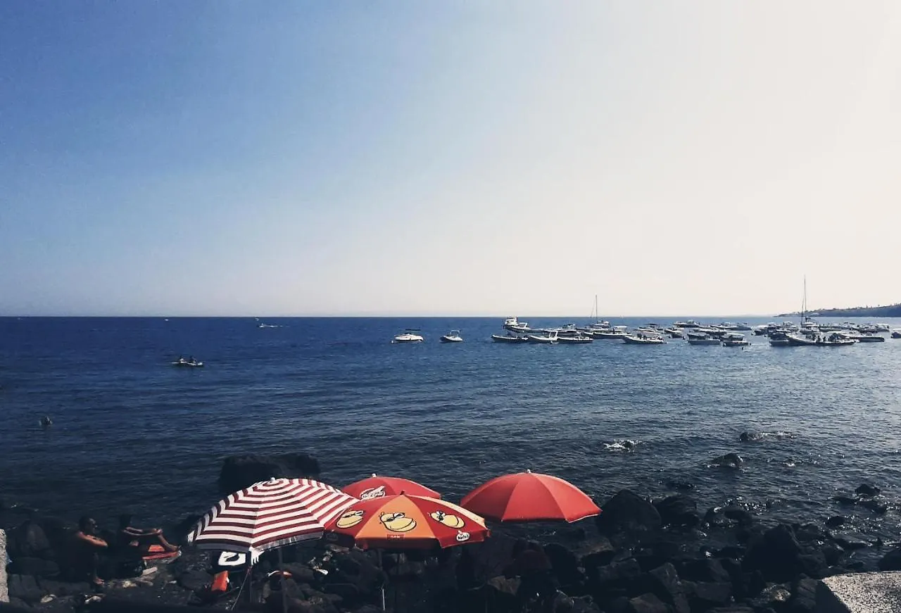 Apartment Trezza Aci Trezza Italia